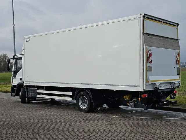 Iveco Eurocargo 120E25 2022 Diesel 6
