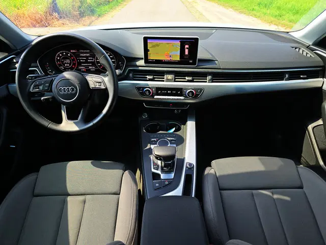 Audi A4 Avant 35 TFSI Pro Line 2019 Benzine 16