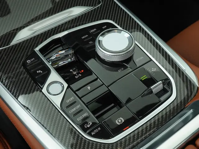 BMW X7 xDrive40i 2026 Benzine 16