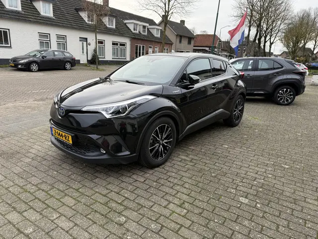 Toyota C-HR 3