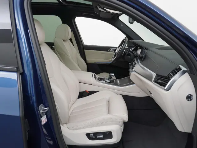 BMW X5 xDrive45e High Executive 2022 Hybride Benzine 51