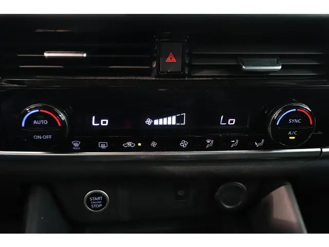 Nissan QASHQAI 1.3 MHEV Xtronic N-Style 2022 Benzine 12