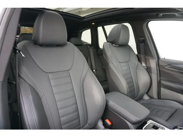 BMW X3 xDrive30i 2024 Benzine 8