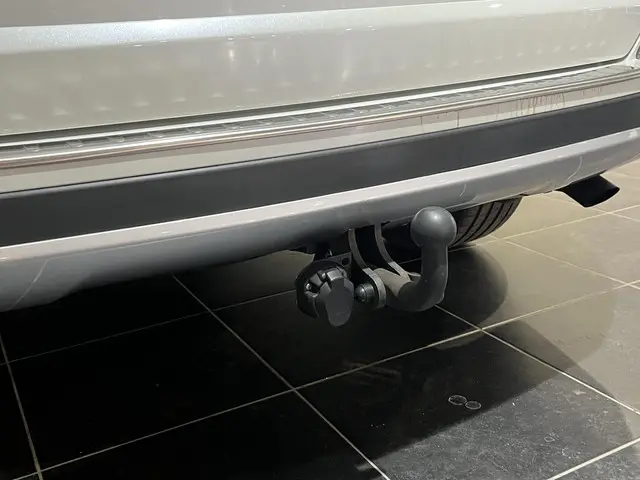 Toyota RAV4 2.5 Hybrid Style 2016 Hybride Benzine 12