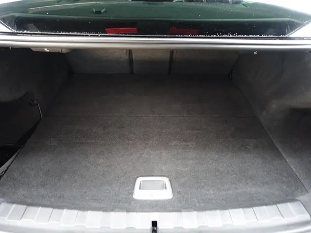 BMW 3 Serie 330e M Sport- 2022 Hybride Benzine 35