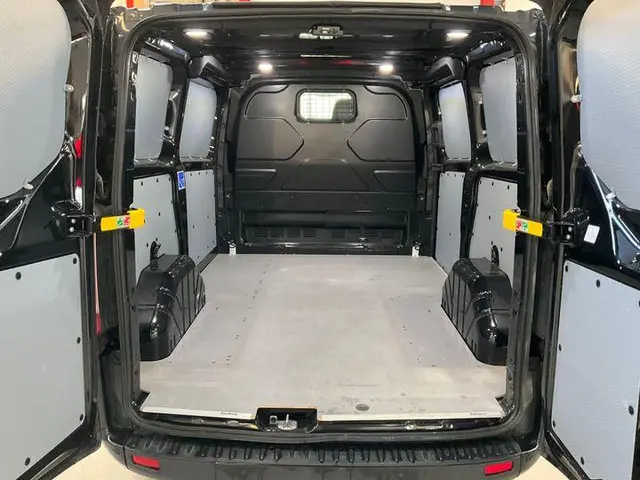 Ford Transit Custom 131pk Automaat L1H1 2019 Diesel 4