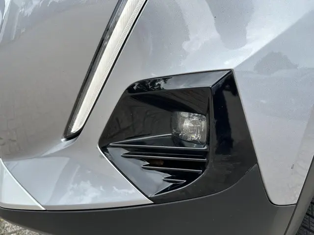 Peugeot 2008 1.2 Turbo 100 PK Allure Pack 2021 Benzine 42