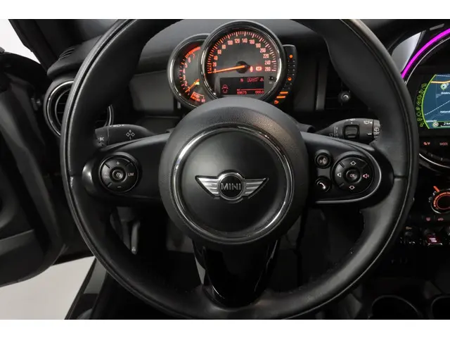 MINI One Mini 102pk BNS 2017 Benzine 17