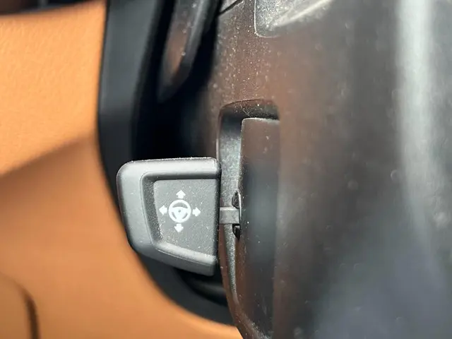 BMW 5 Serie Touring 520i High Executive 2018 Benzine 17