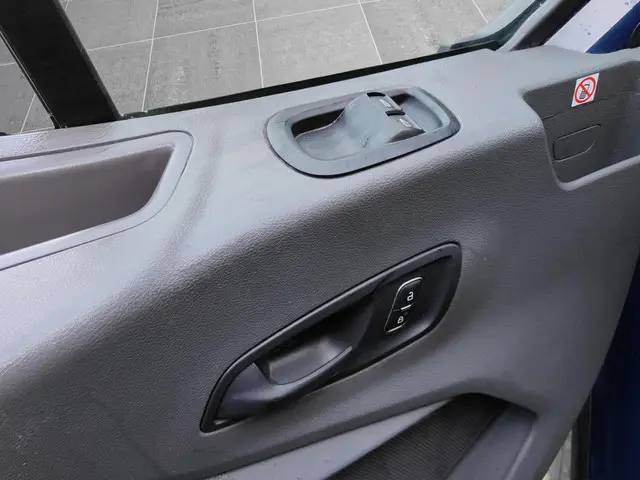 Ford Transit 310 2.0 TDCI L2H2 Trend 2022 Diesel 12