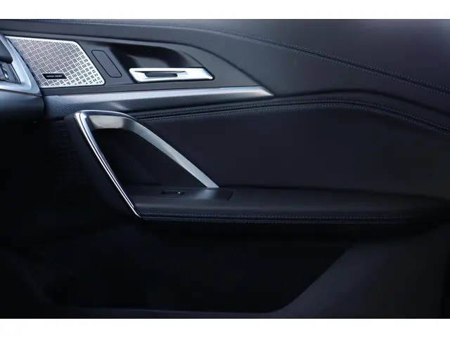 BMW iX1 xDrive30 67 kWh 2024 Elektrisch 29