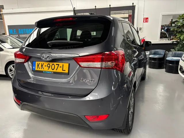 Hyundai ix20 1.4i Go! / Navigatie / Camera 2016 Benzine 5