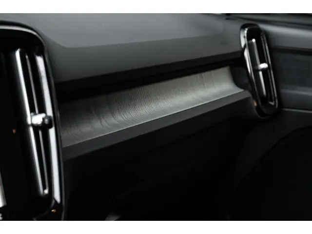 Volvo XC40 2.0 B4 Inscription 2021 Benzine 22