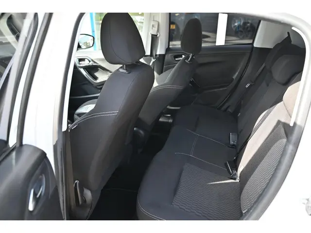 Peugeot 208 1.2 PureTech Blue Lion 2018 Benzine 11