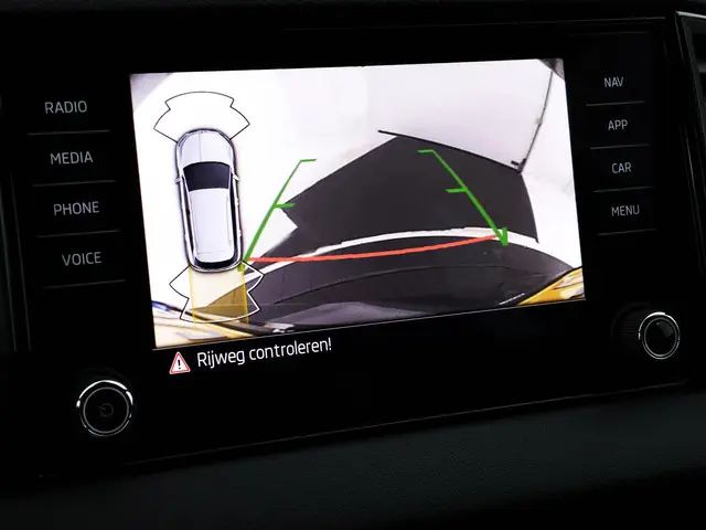 Škoda Karoq 1.5 TSI 150PK DSG ACT Sportline 2023 Benzine 9