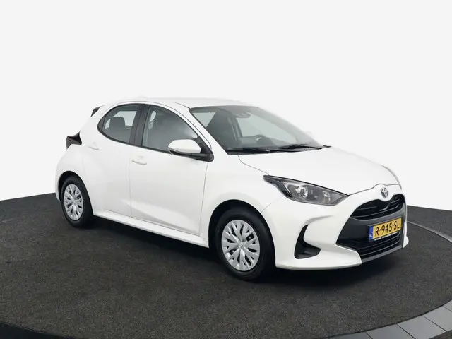Toyota Yaris 1.5 Hybrid Comfort wit 2022 Hybride Benzine 2