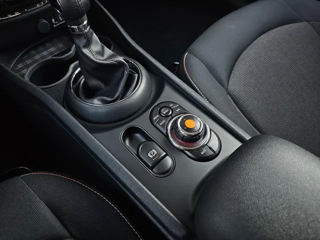 MINI Clubman Mini 1.5 Cooper Chili 2017 Benzine 14