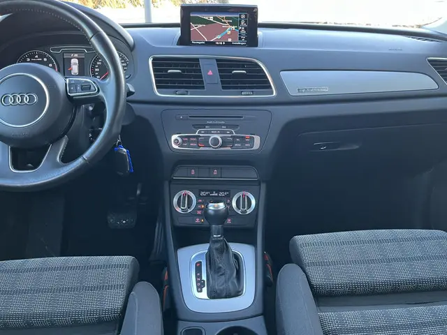 Audi Q3 2.0 TFSI quattro Pro Line 2013 Benzine 37