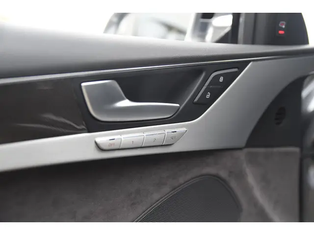 Audi S8 4.0 TFSI S8 quattro Pro Line+ 2013 Benzine 20