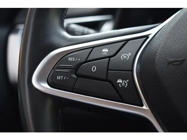 Renault Arkana TCe 140 EDC Intens 2021 Benzine 20