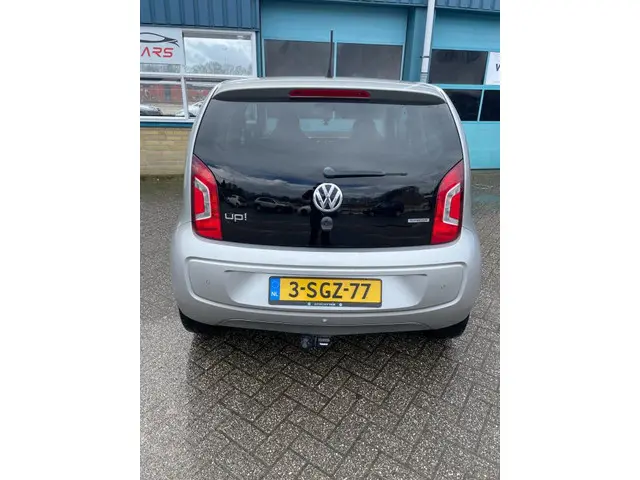 Volkswagen up! 1.0 high up! BlueMotion 2013 Benzine 4