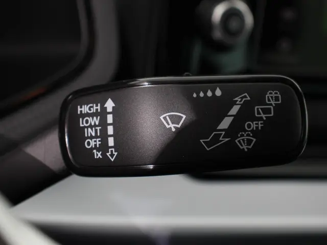 SEAT Ibiza 1.0 EcoTSI 116pk DSG FR 2024 Benzine 17