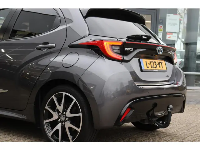 Toyota Yaris 1.5 Hybrid Executive 2021 Hybride Benzine 7