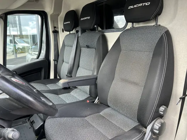 Fiat Ducato 35 2.3 MultiJet L2 H2 Automaat 9 2021 Diesel 16