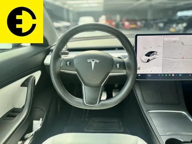 Tesla Model 3 Standard RWD Plus 60 kWh 2021 Elektrisch 4