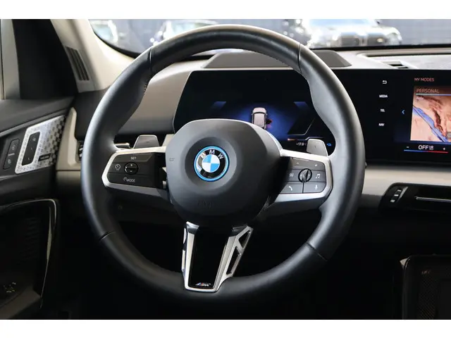 BMW X1 xDrive30e 2024 Hybride Benzine 11