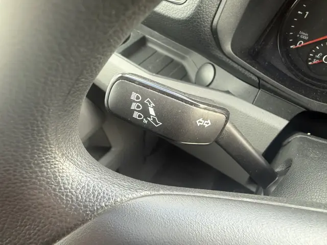 Volkswagen Crafter 2.0 TDI 102PK 2021 Diesel 23