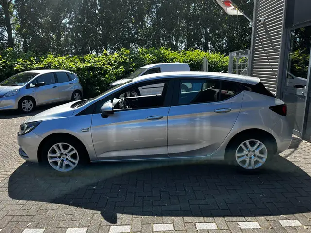 Opel Astra 1.6 CDTI Innovation 2016 Diesel 6