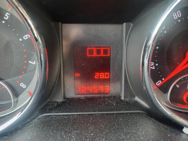 Opel ADAM 1.2 Glam 2013 Benzine 7