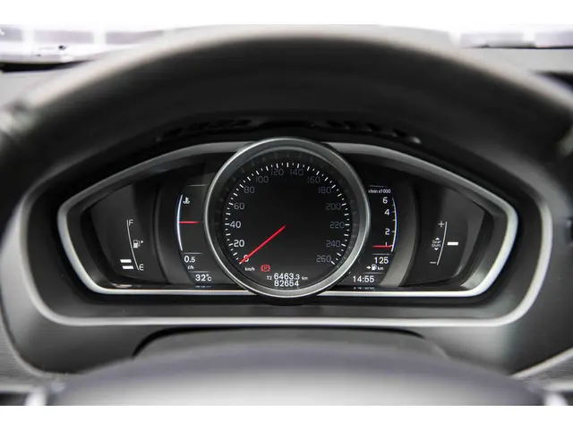 Volvo V40 1.6 T2 Momentum 2014 Benzine 13