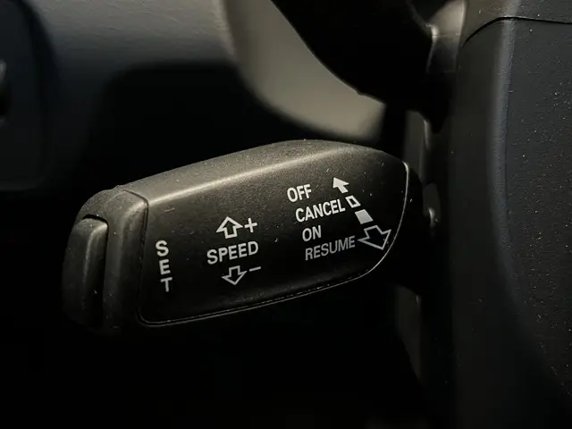 Audi Q3 1.4 TFSI CoD S-line 2018 Benzine 37