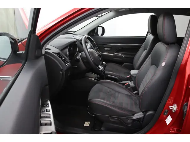 Mitsubishi ASX 1.6 Cleartec Connect Pro+ 2018 Benzine 21