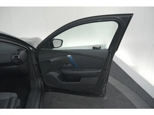 Citroën ë-C4 Shine 50 kWh 2022 Elektrisch 71