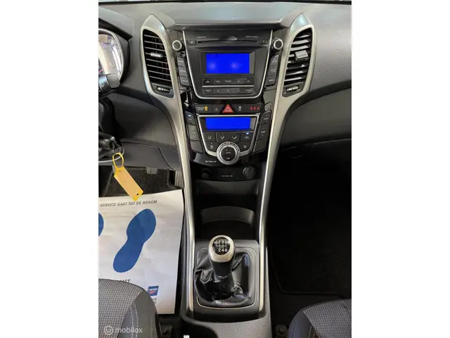 Hyundai i30 1.4 Clima/Cruise/Apk 2012 Benzine 6
