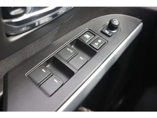 Suzuki S-Cross SX4 1.6 Exclusive 2014 Benzine 24
