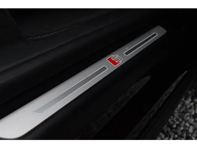 Audi Q8 55 TFSI e Quattro 2021 Hybride Benzine 22