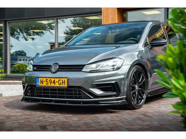 Volkswagen Golf 2.0 TSI 4Motion R 2017 Benzine 9