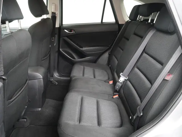 Mazda CX-5 2.0 Skylease+ 2WD 2015 Benzine 10