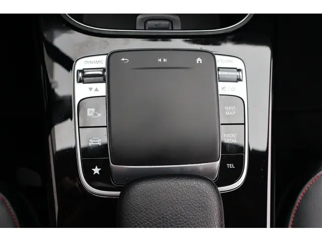 Mercedes-Benz A-Klasse 250 Premium Plus 2018 Benzine 33