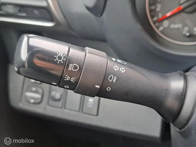 Toyota Verso-S 1.3 VVT-i Aspiration 2012 Benzine 21