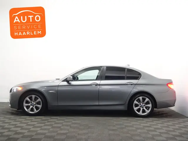 BMW 5 Serie F10 520i High Exe M Sport Aut- 2013 Benzine 34