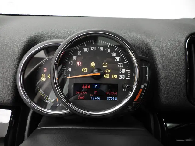 MINI Countryman SE 2021 Hybride Benzine 11