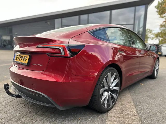 Tesla Model 3 Long Range AWD 78 kWh 2023 Elektrisch 5