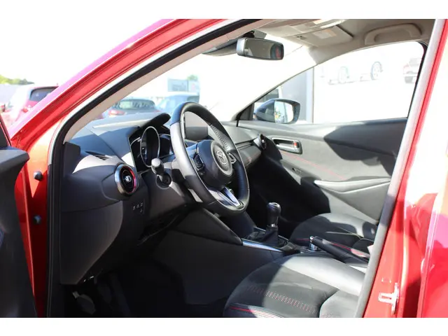 Mazda 2 1.5 e-SkyActiv-G 90 Homura Aka 2023 Benzine 9