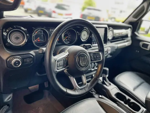 Jeep Wrangler Unlimited 2.0T Sahara 2019 Benzine 8