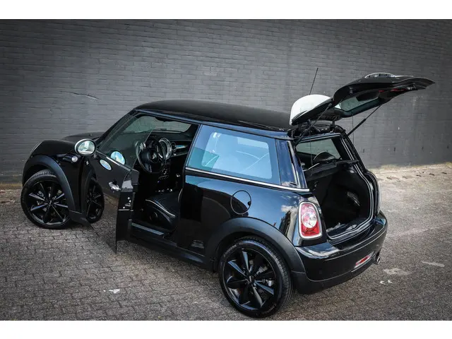 MINI Cooper 3